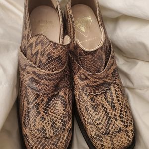 Brown Snake Skin Electra John Fluevog! Size 5 uk